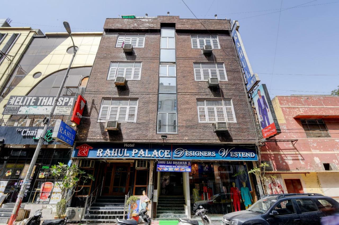 ניו דלהי Rahul Palace By Golden Tree Near Metro Station And Ajmal Khan Market מראה חיצוני תמונה